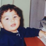 Berk bilgisayar oynuyor
